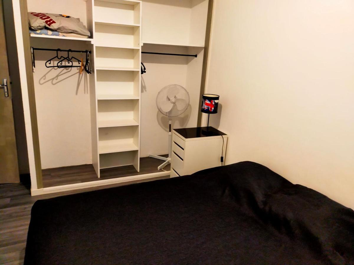 Appartement En Duplex Au 3Ieme Etage Sans Ascenseur Hyères Exteriör bild